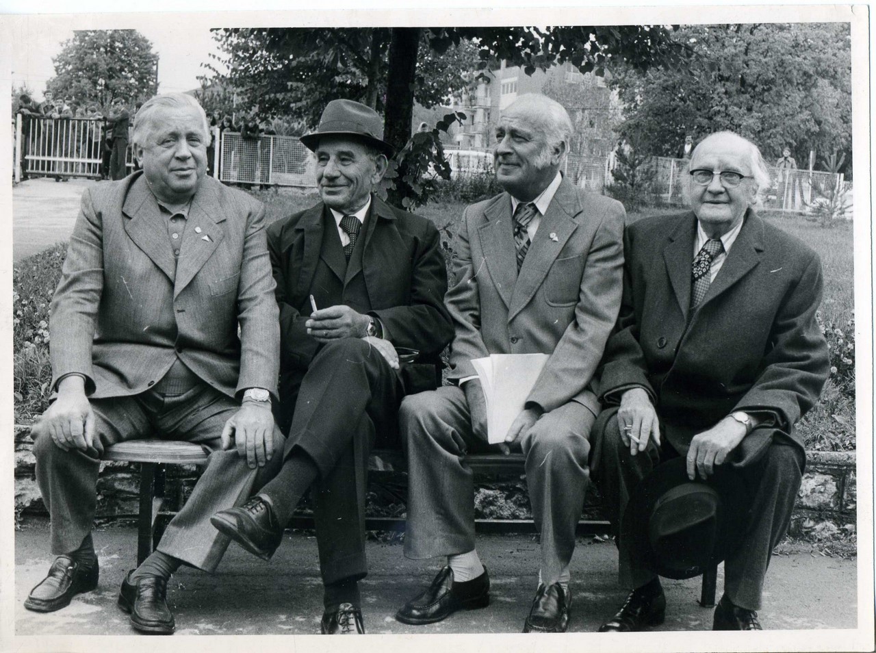 Бранко Ћопић, Ђуро Пуцар Стари, Скендер Куленовић и Густав Крклец (Aрхив САНУ)